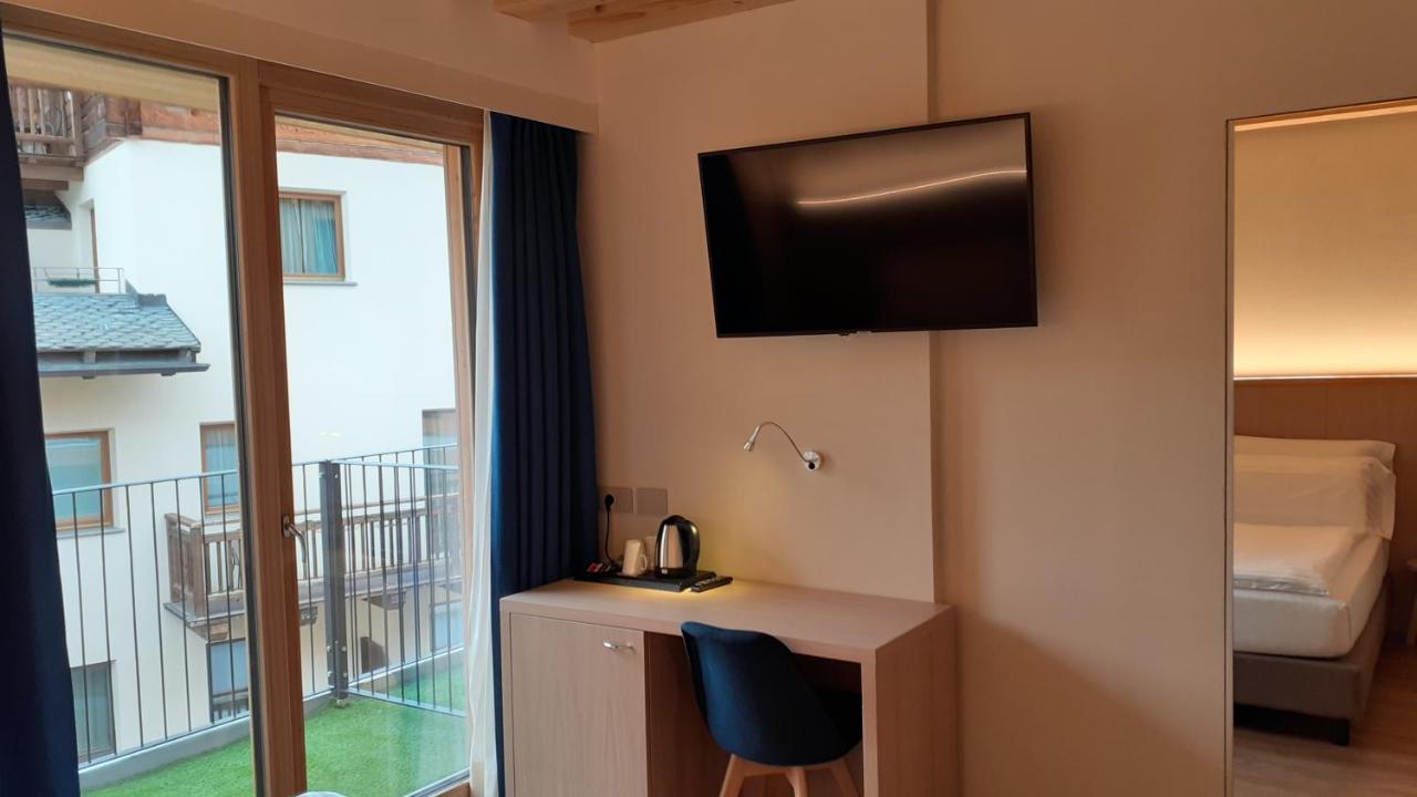 ליביניו Livi Family Hotel מראה חיצוני תמונה