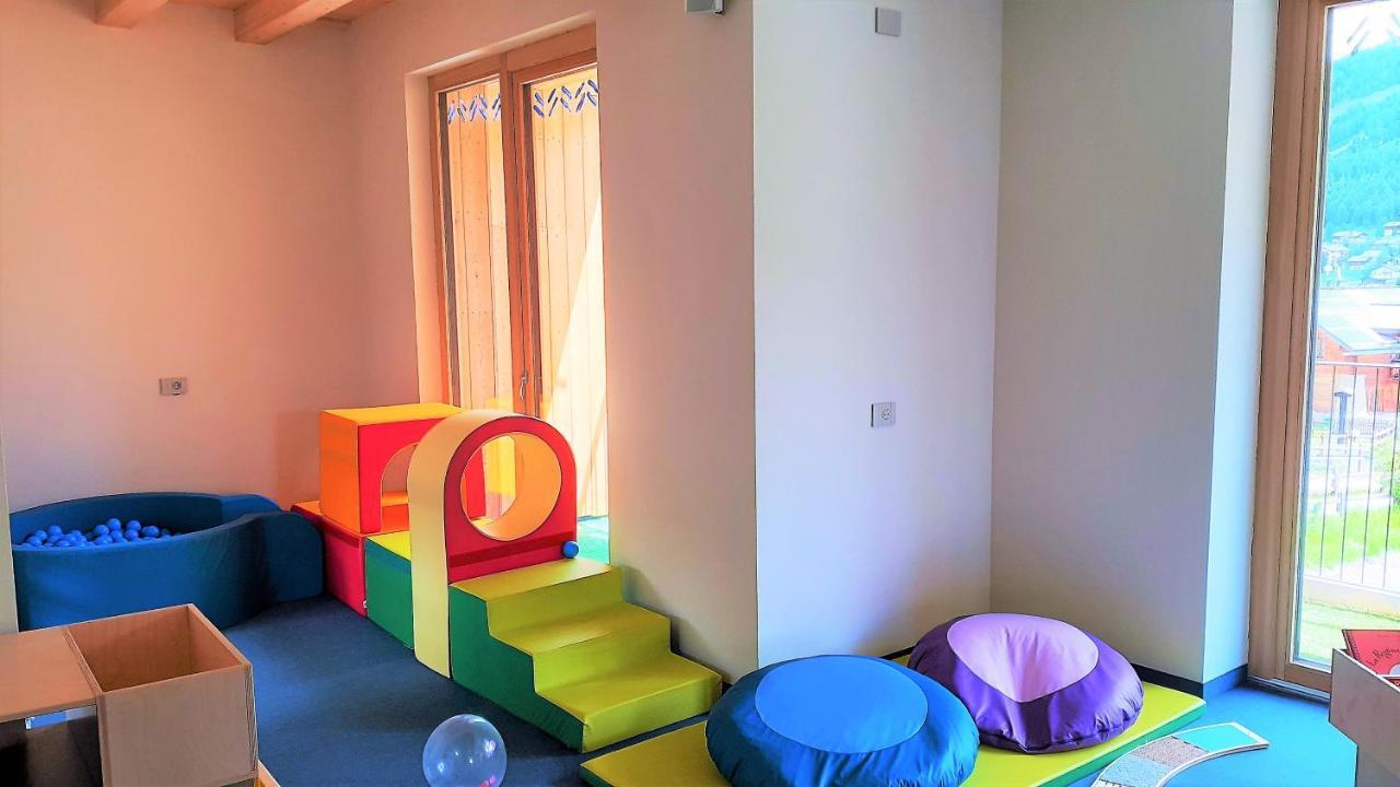 ליביניו Livi Family Hotel מראה חיצוני תמונה
